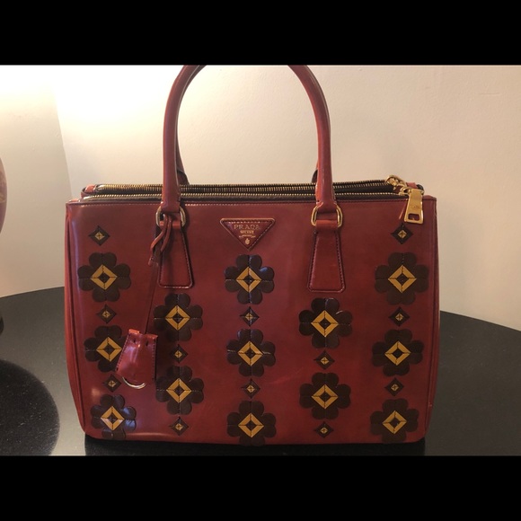 One of a kind Prada dead stock!!! - Picture 3 of 10